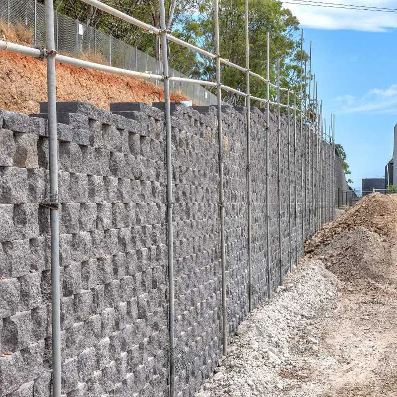 Keystone segmental block retaining wall