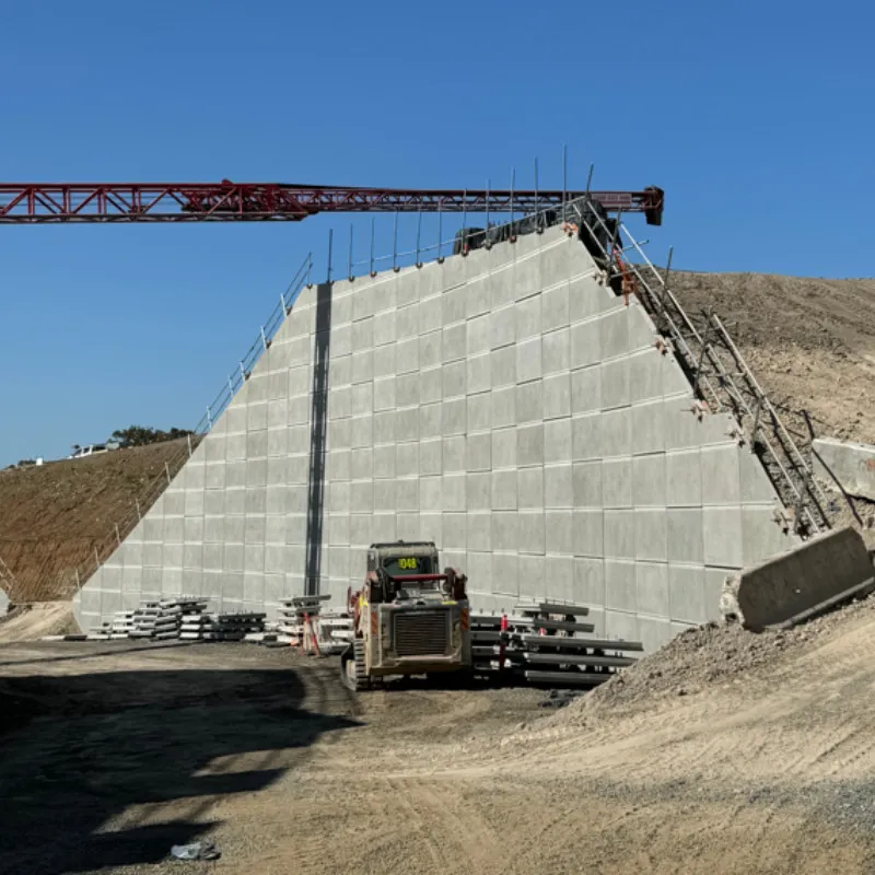 RSS precast concrete retaining wall units